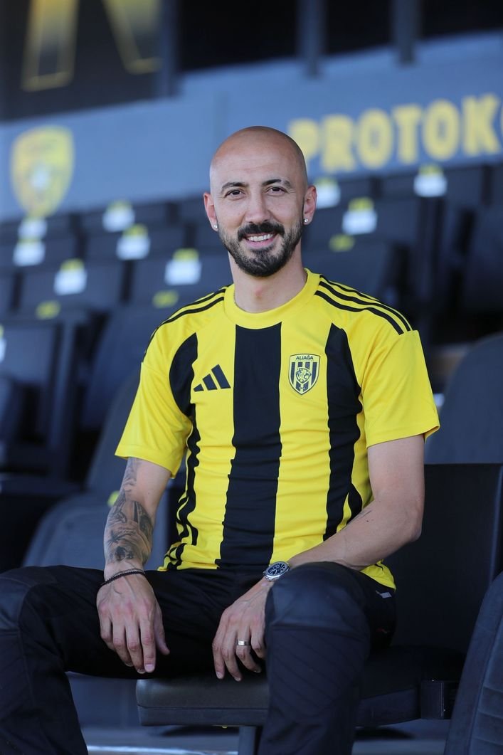 Ahmet İlhan Özek Fotoğrafı - 1