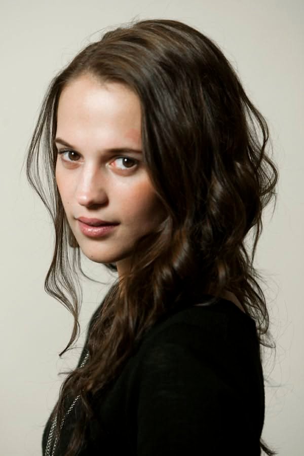 Alicia Vikander Fotoğrafı - 3