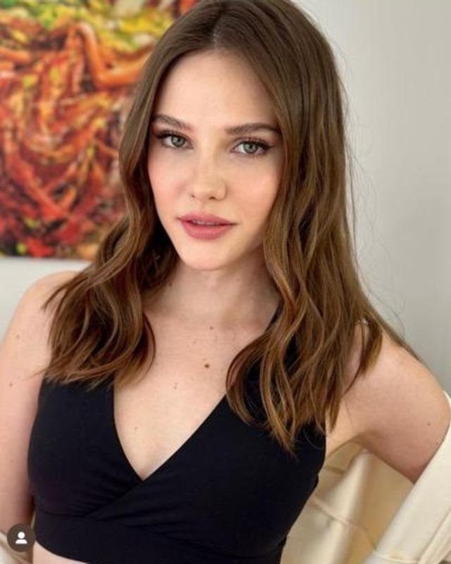 Alina Boz Profil Resmi