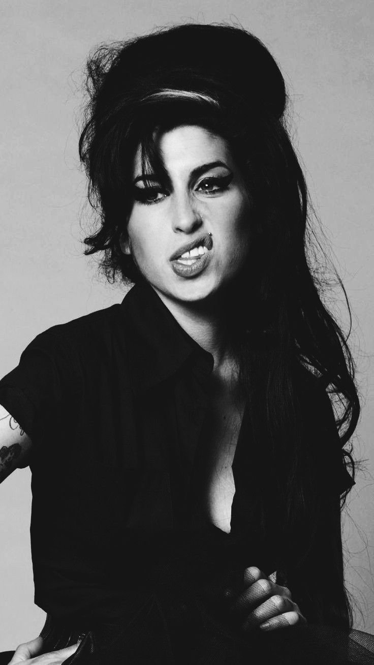 Amy Winehouse Fotoğrafı - 2