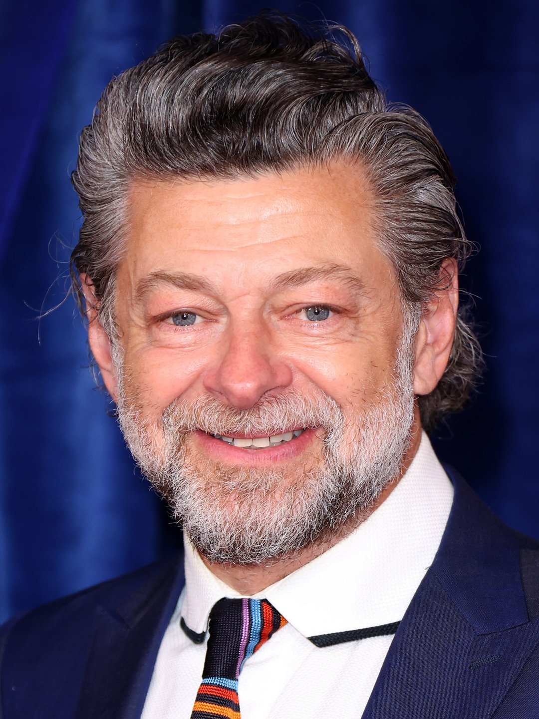 Andy Serkis Profil Resmi