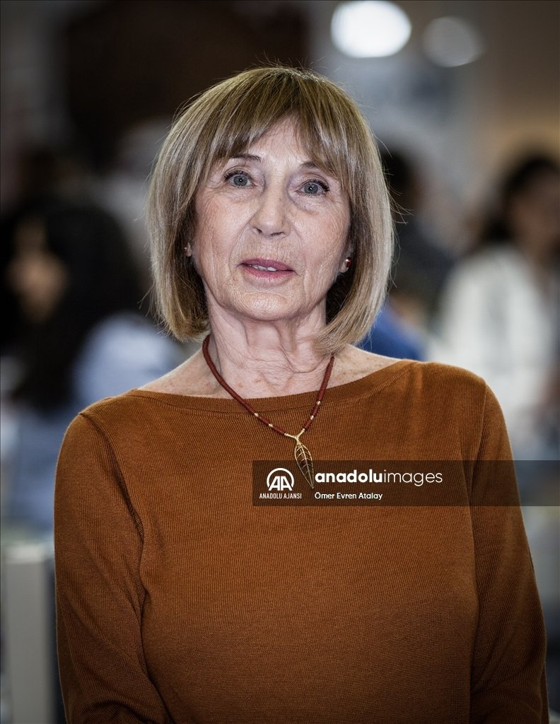 Ayşe Kulin Profil Resmi