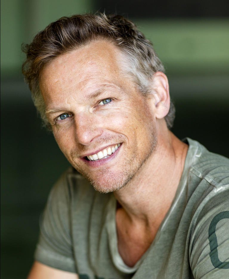 Barry Atsma Fotoğrafı - 1