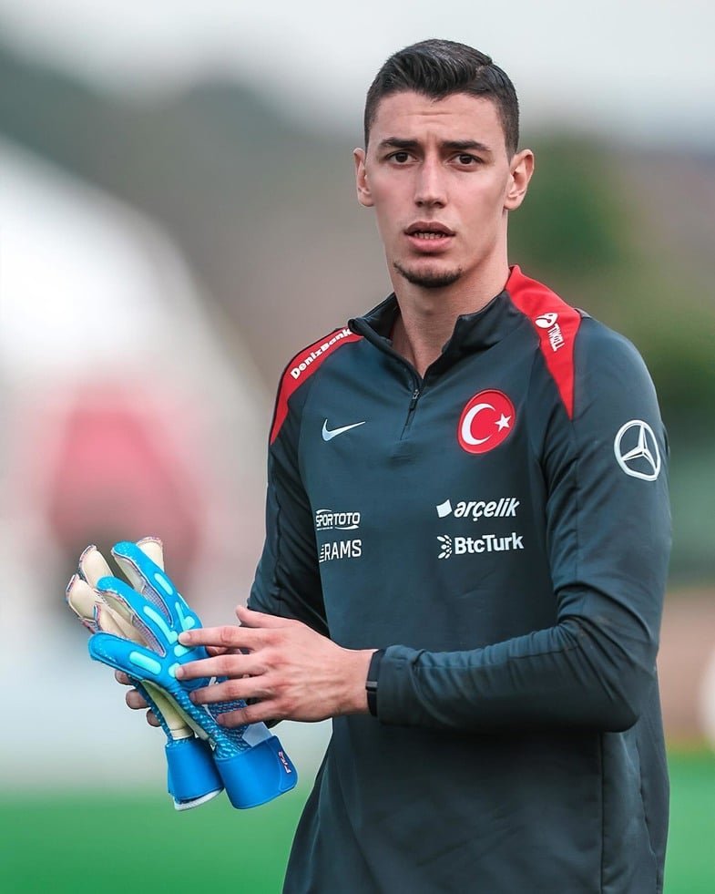 Berke Özer Profil Resmi