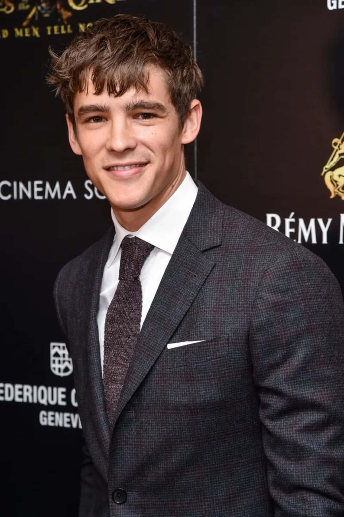 Brenton Thwaites Fotoğrafı - 1