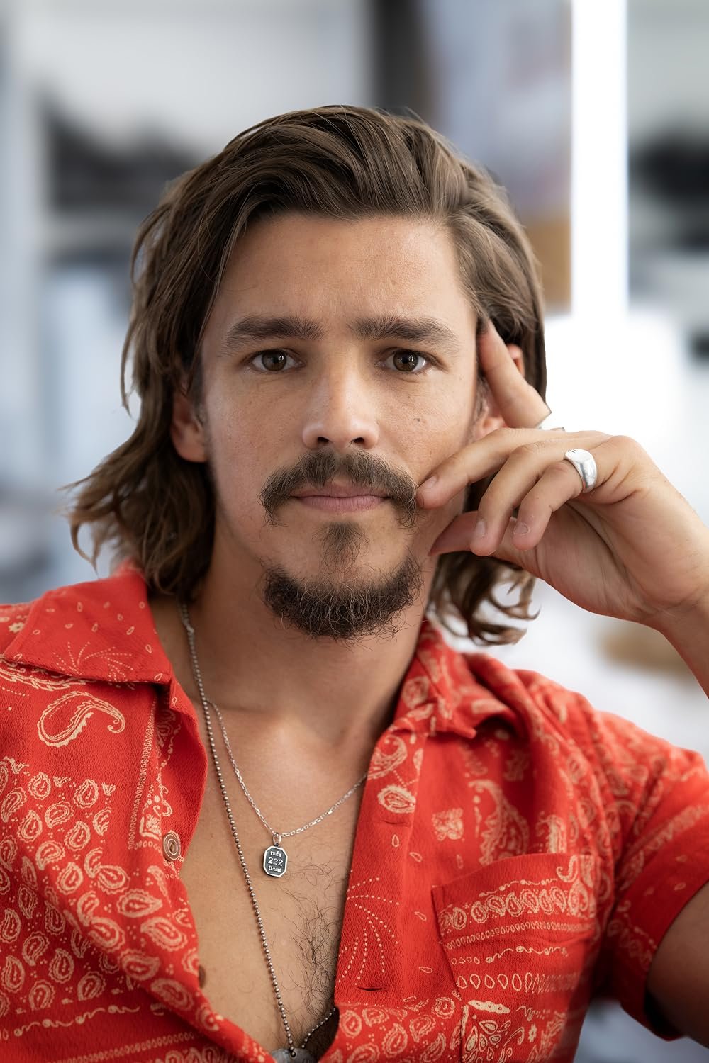 Brenton Thwaites Fotoğrafı - 3