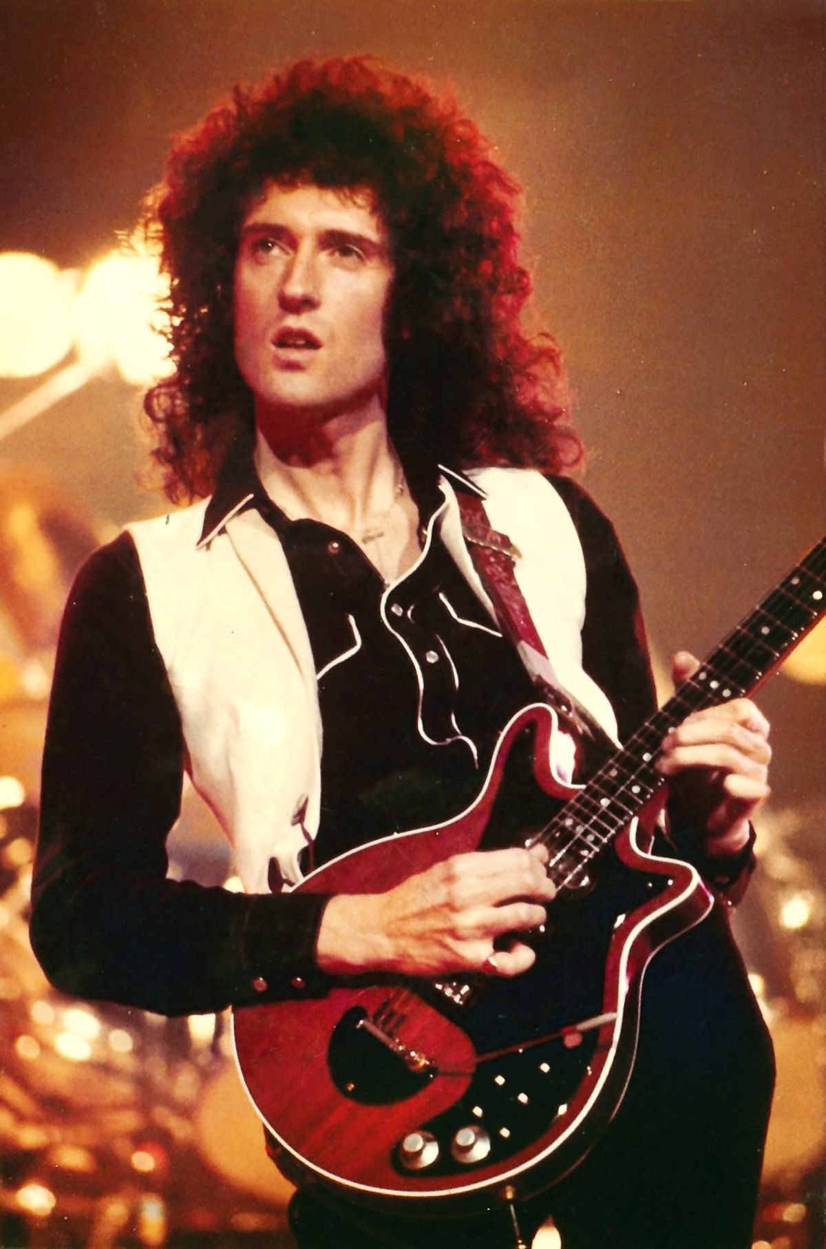 Brian May Profil Resmi