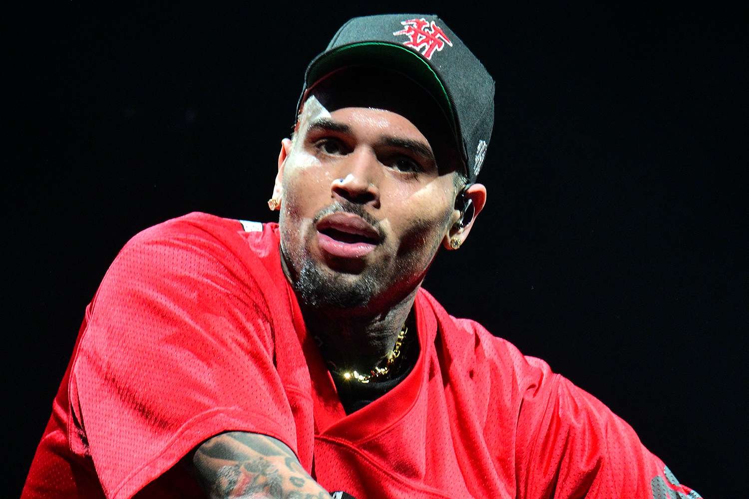 Chris Brown Profil Resmi