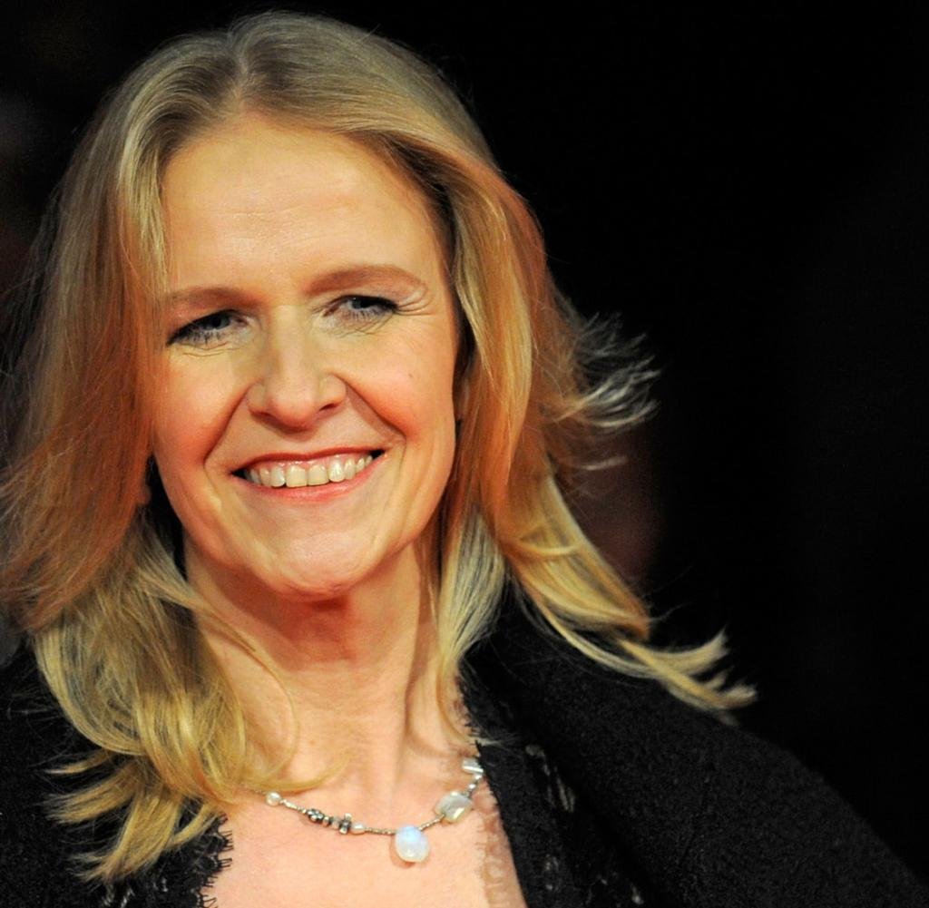 Cornelia Funke Profil Resmi