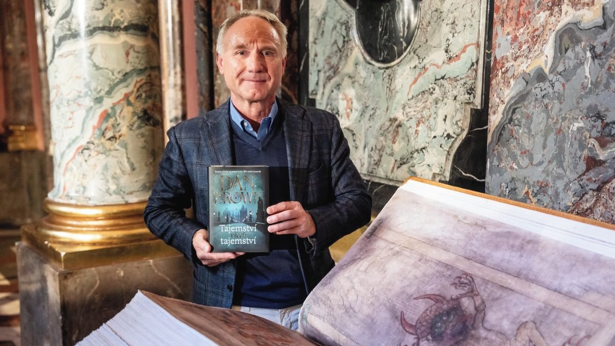 Dan Brown Fotoğrafı - 4