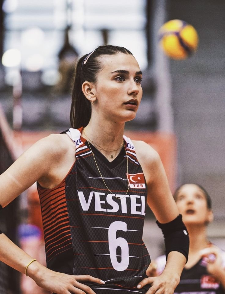 Dilay Özdemir Fotoğrafı - 5