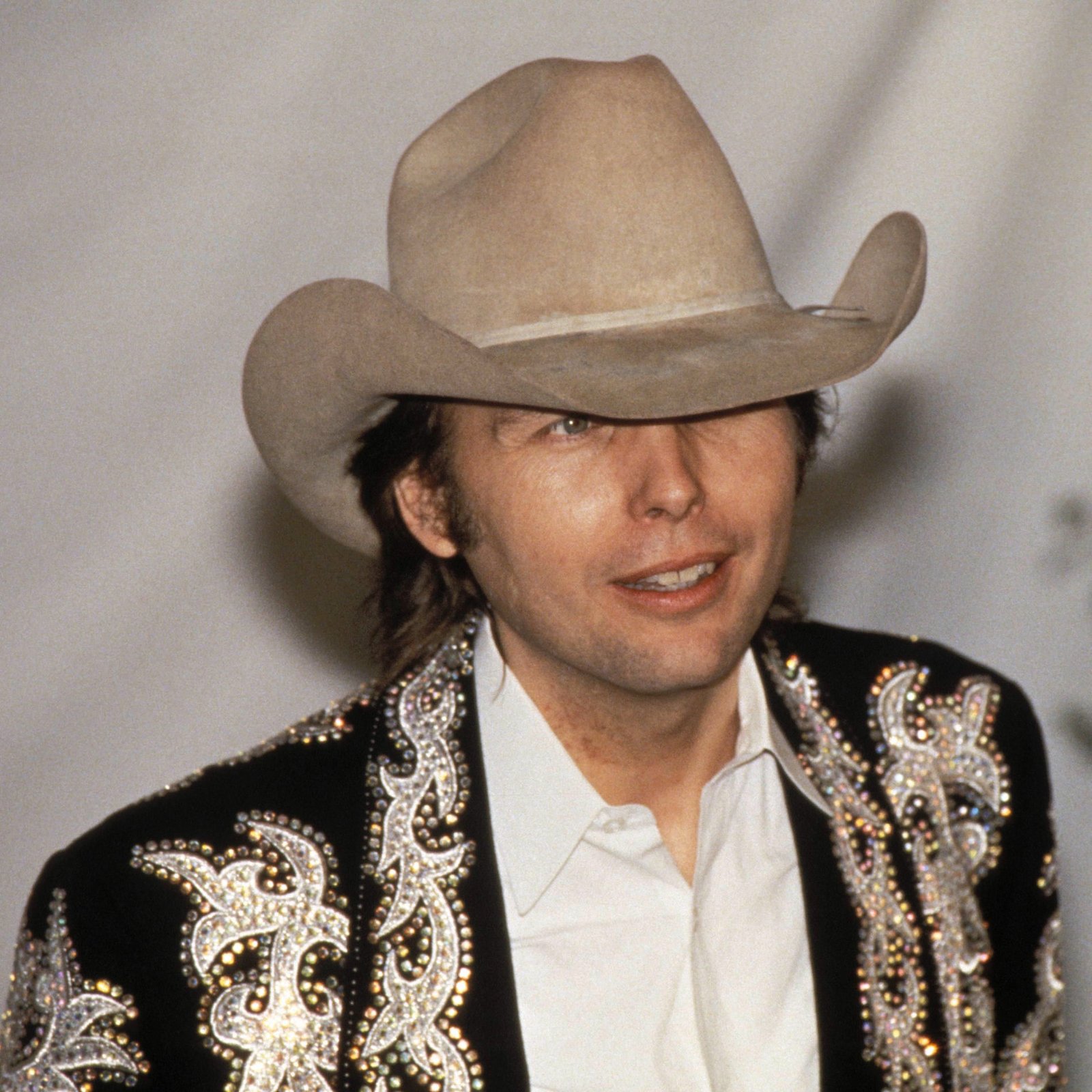 Dwight Yoakam Profil Resmi