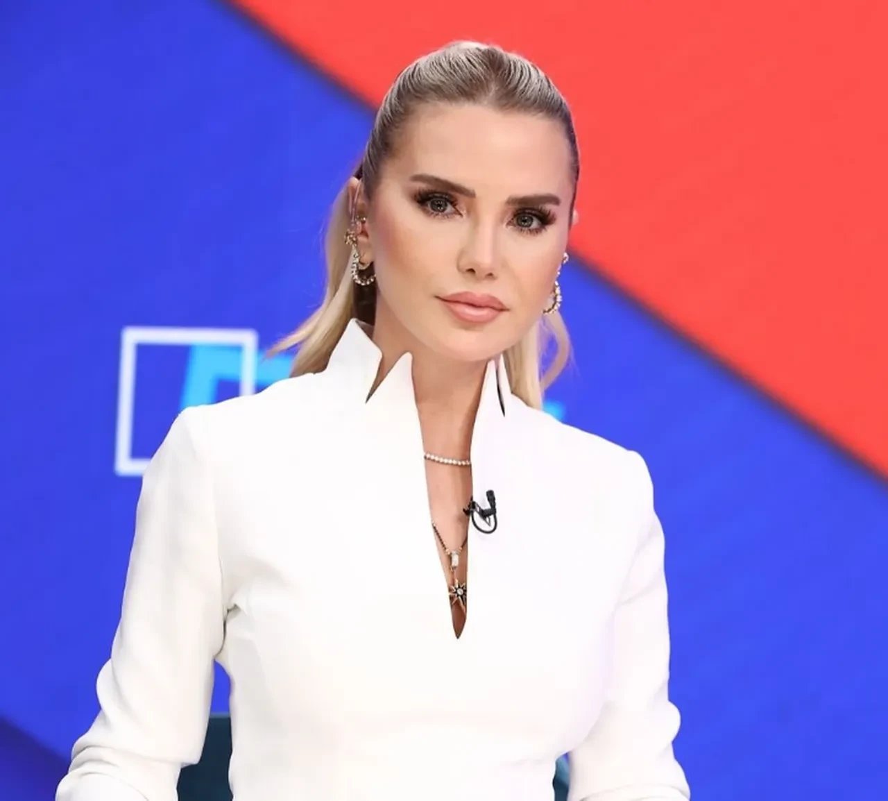 Ece Erken Fotoğrafı - 3