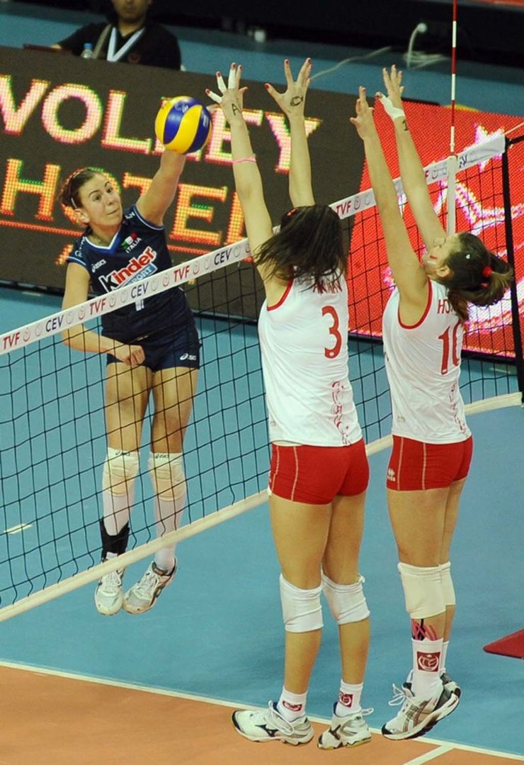 Ece Hocaoğlu Fotoğrafı - 5