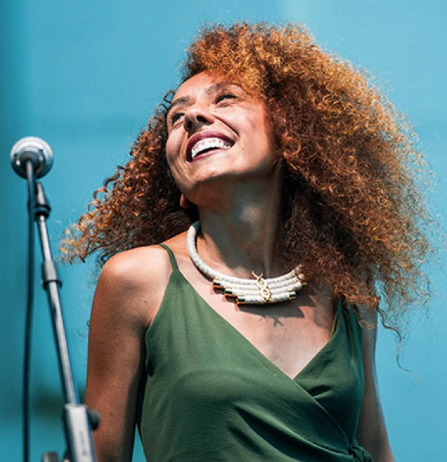 Elif Çağlar Fotoğrafı - 2