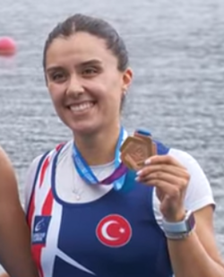 Elis Özbay Fotoğrafı - 3