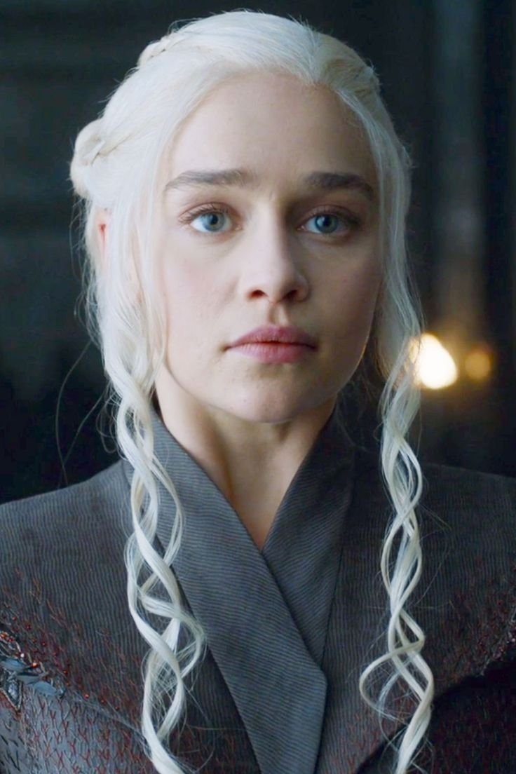 Emilia Clarke Fotoğrafı - 2