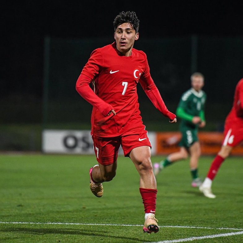 Emirhan İlkhan Profil Resmi