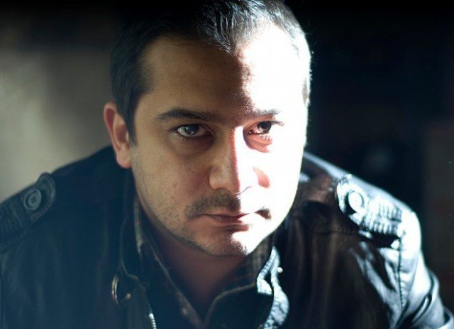 Emrah Serbes Fotoğrafı - 1