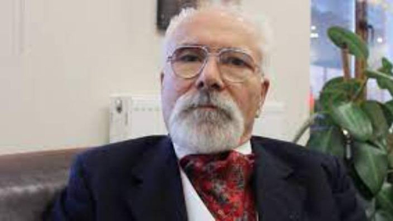 Emre Kongar Fotoğrafı - 2