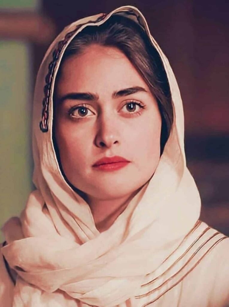 Esra Bilgiç Fotoğrafı - 3