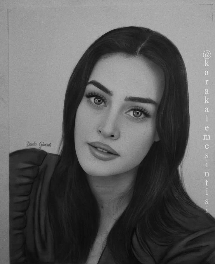 Esra Bilgiç Fotoğrafı - 4