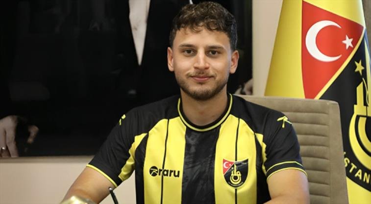 Fahri Kerem Ay Fotoğrafı - 5