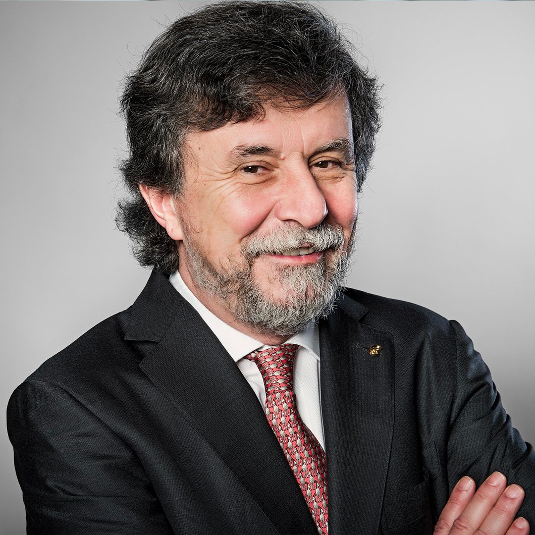 Faruk Eczacıbaşı Profil Resmi