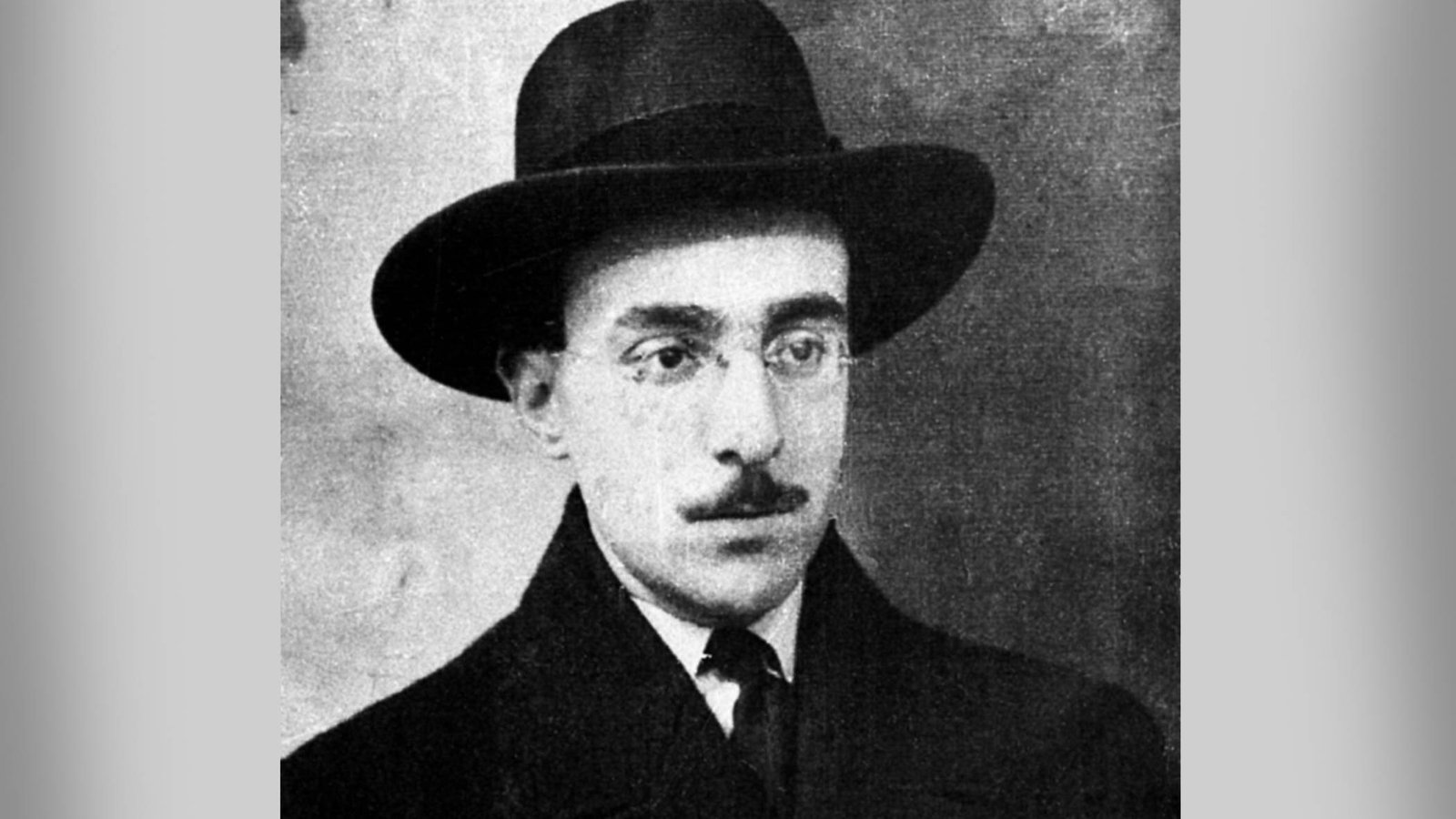 Fernando Pessoa Fotoğrafı - 1