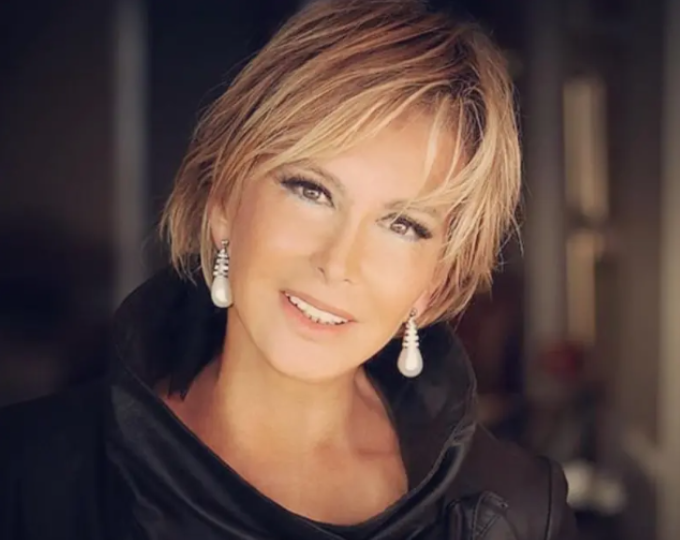 Filiz Akın Fotoğrafı - 2