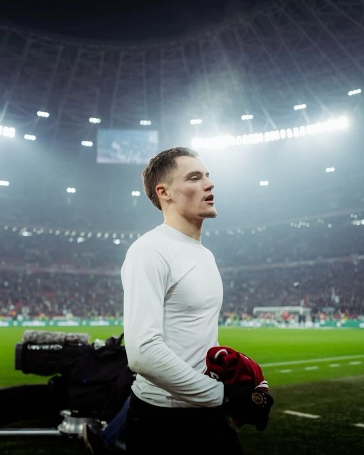 Florian Wirtz Profil Resmi