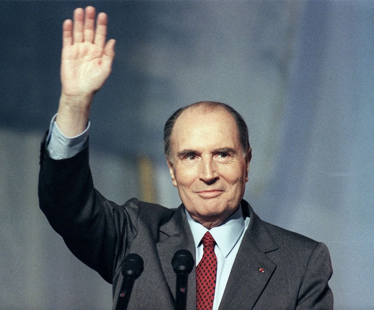 François Mitterrand Profil Resmi