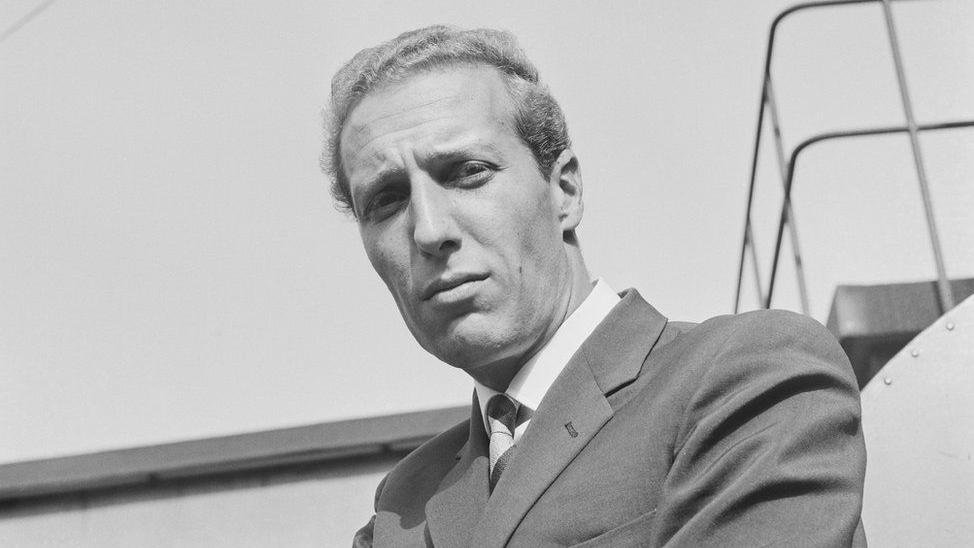 Frederick Forsyth Fotoğrafı - 3
