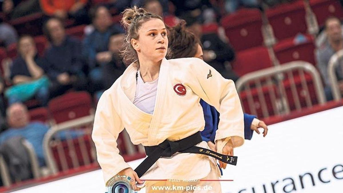 Gülkader Şentürk Fotoğrafı - 2