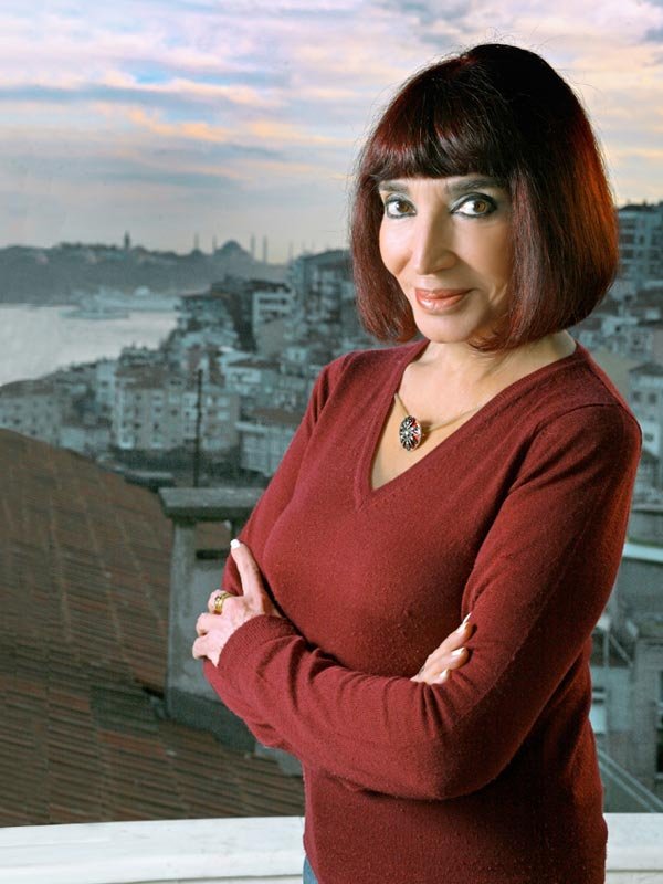 Gülriz Sururi Fotoğrafı - 1