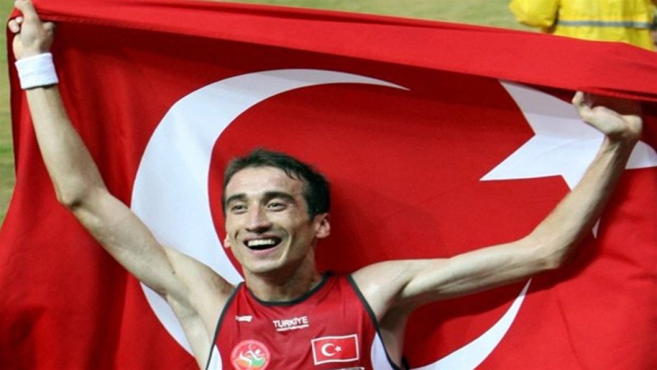 Halil Akkaş Fotoğrafı - 1