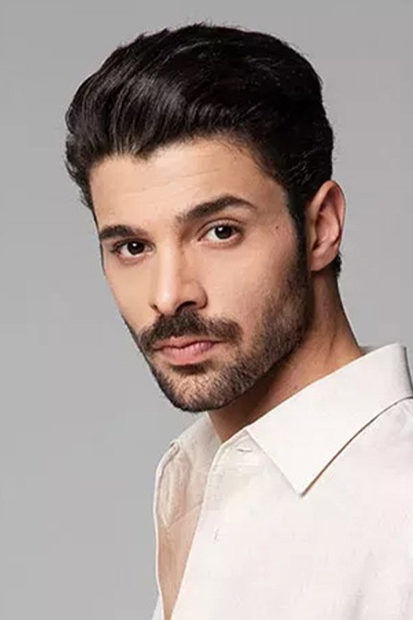 Halit Özgür Sarı Profil Resmi