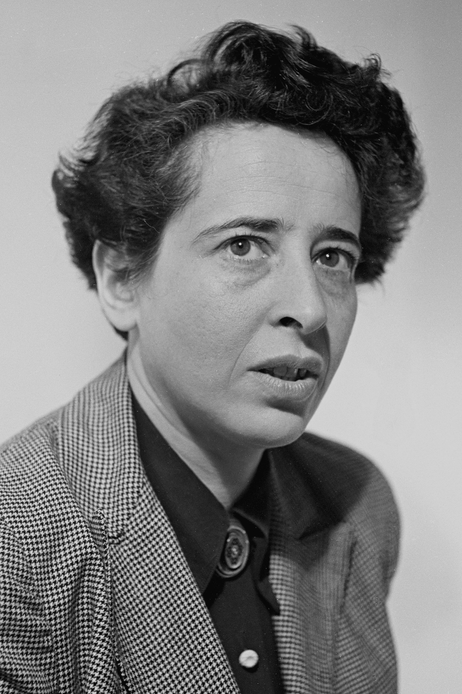 Hannah Arendt Profil Resmi