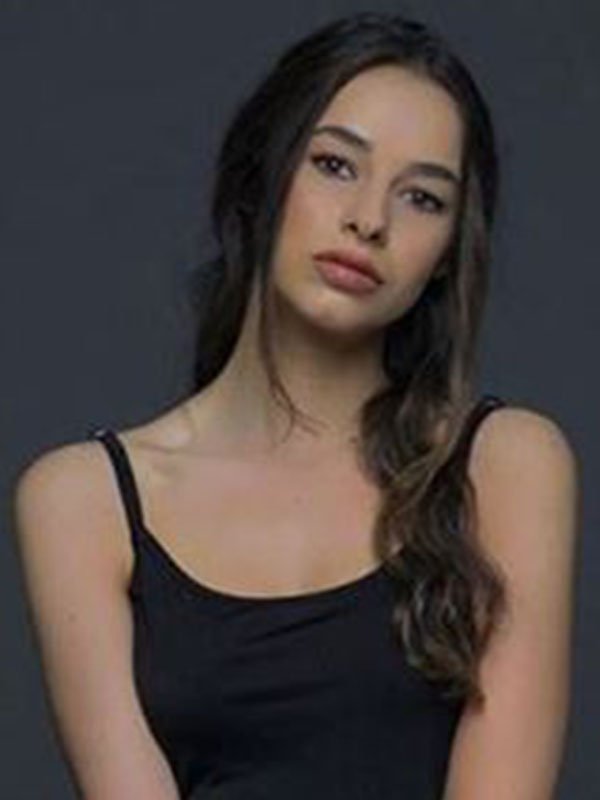 Hira Koyuncuoğlu Fotoğrafı - 1