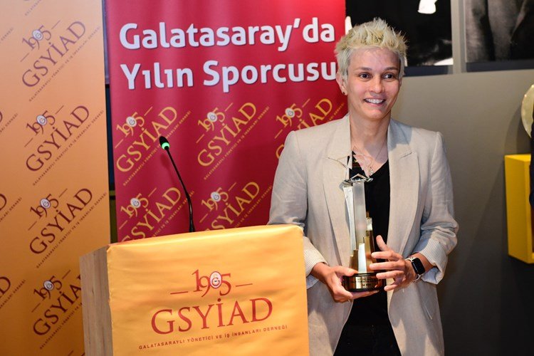 Işıl Alben Fotoğrafı - 4
