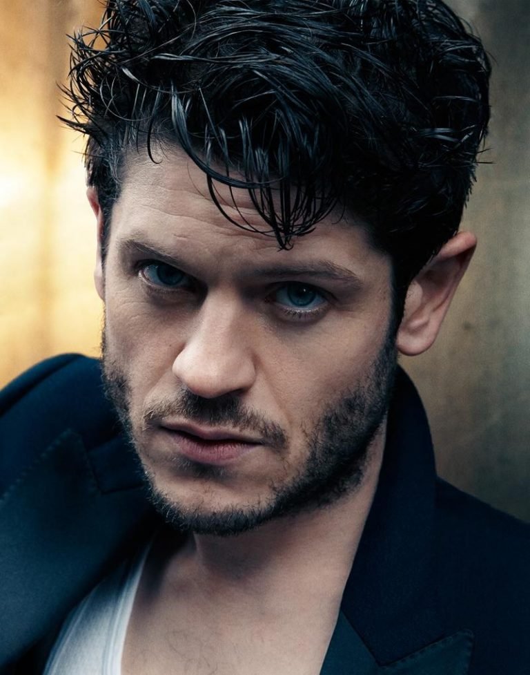 Iwan Rheon Profil Resmi
