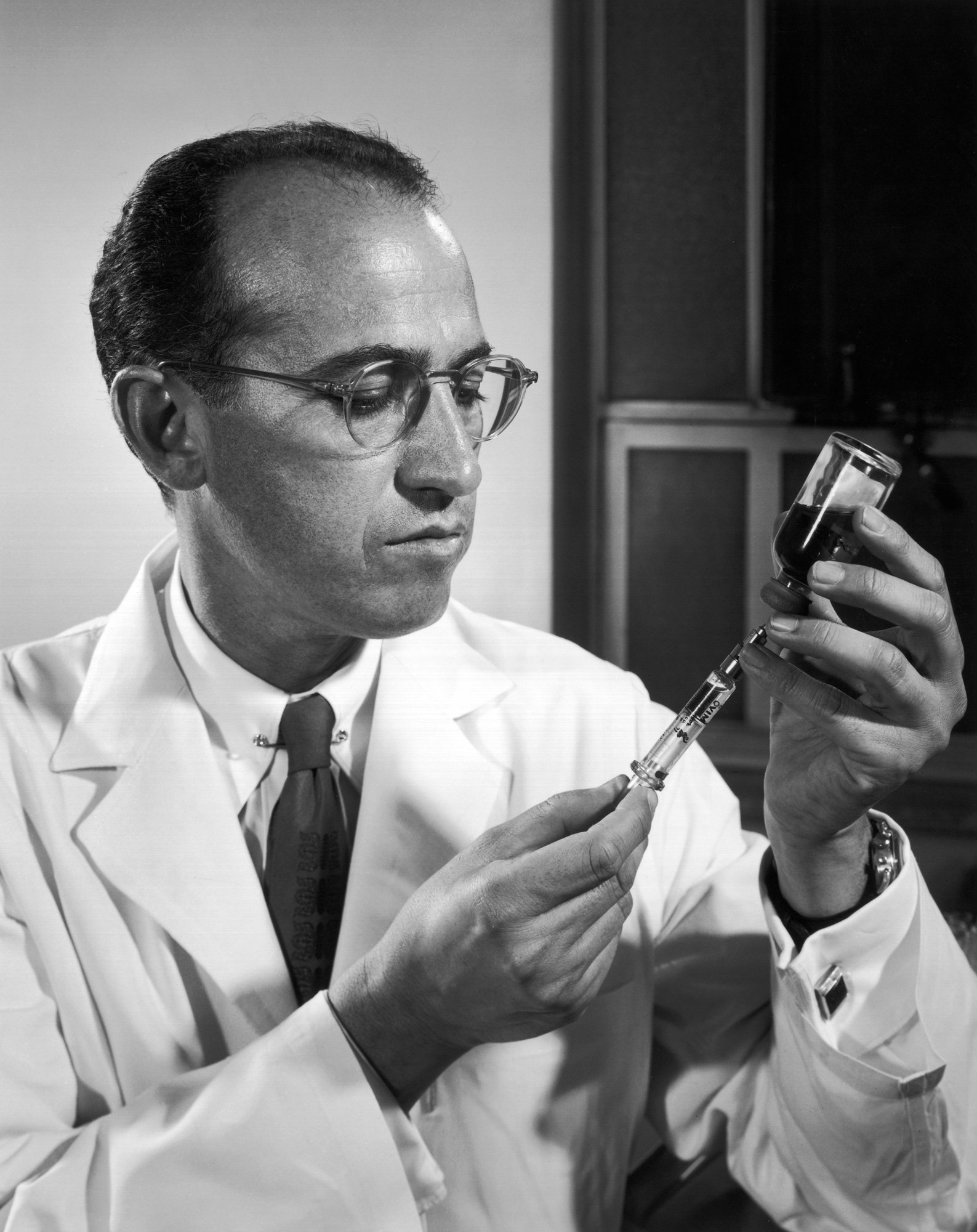 Jonas Salk Profil Resmi