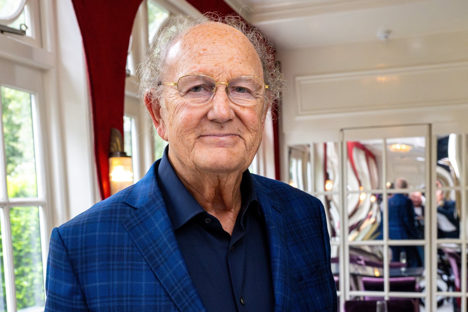 Joop van den Ende Profil Resmi