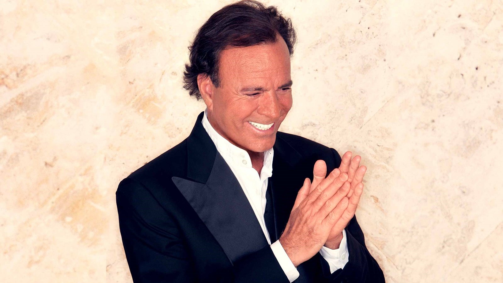 Julio Iglesias Fotoğrafı - 1