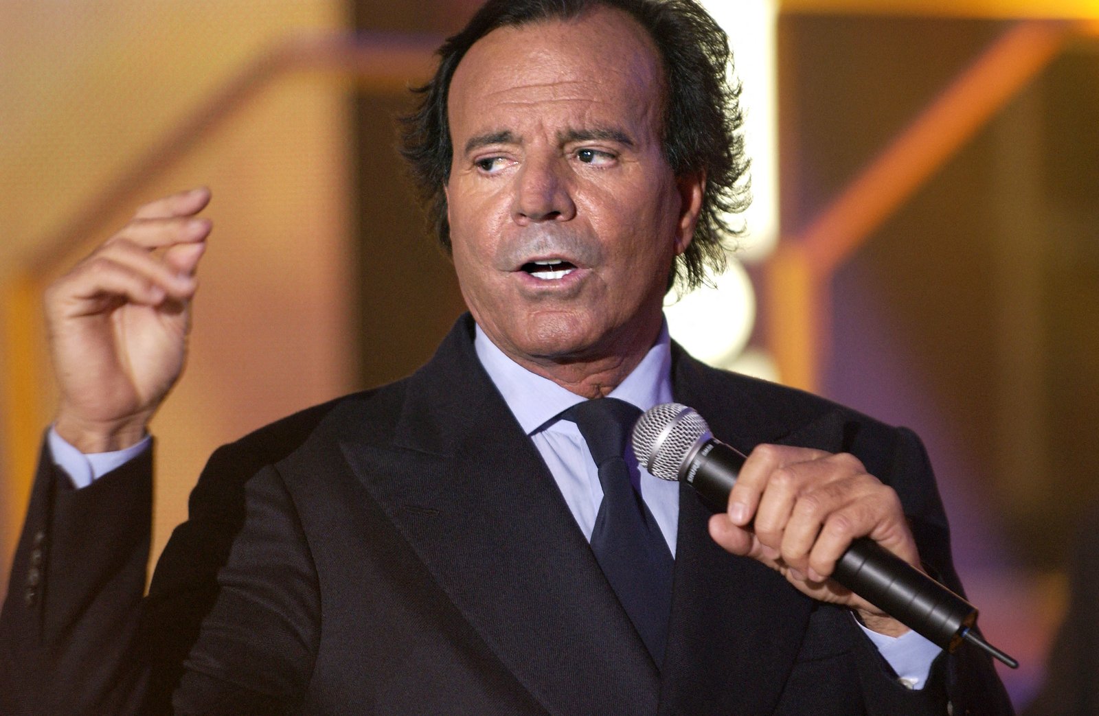 Julio Iglesias Fotoğrafı - 2