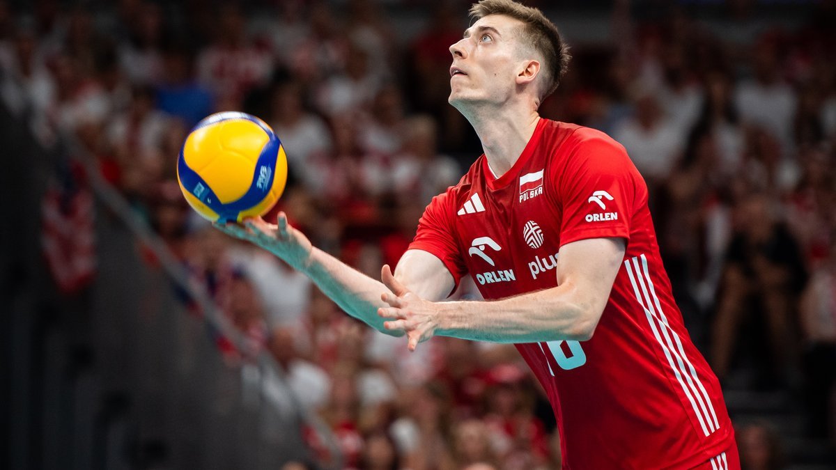 Kamil Semeniuk Profil Resmi