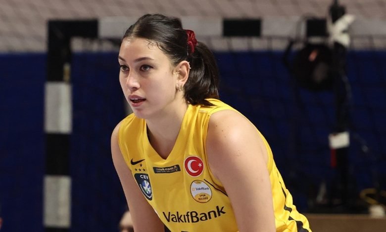 Kübra Akman Fotoğrafı - 5