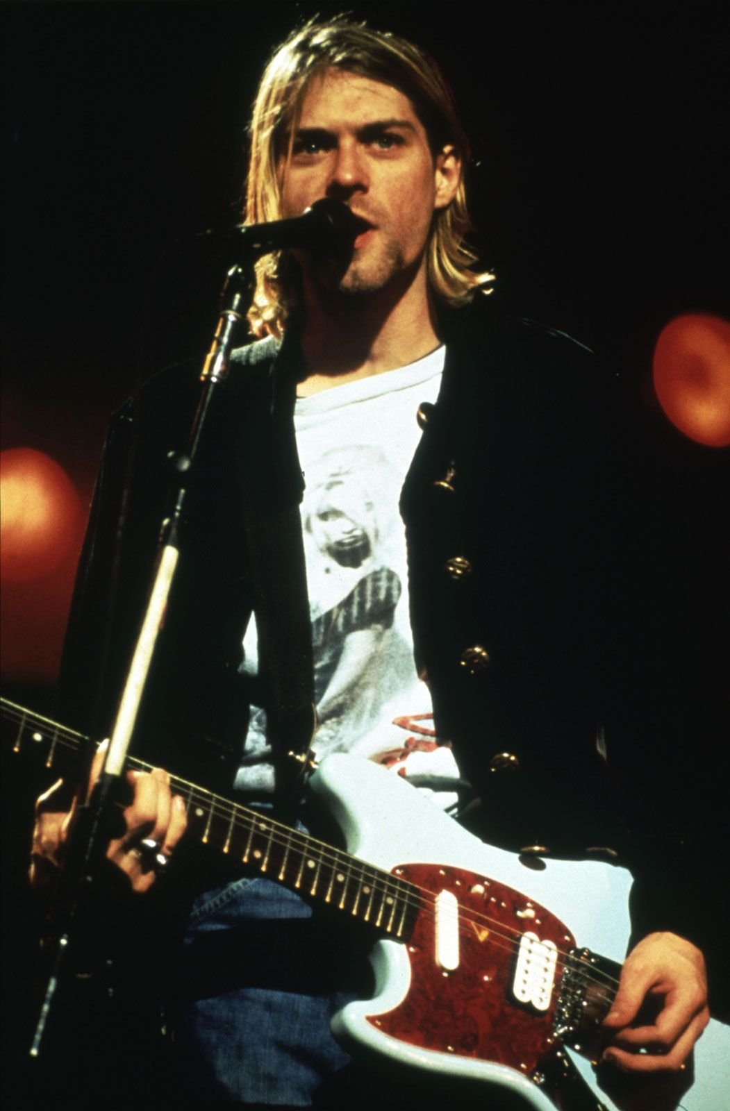 Kurt Cobain Profil Resmi