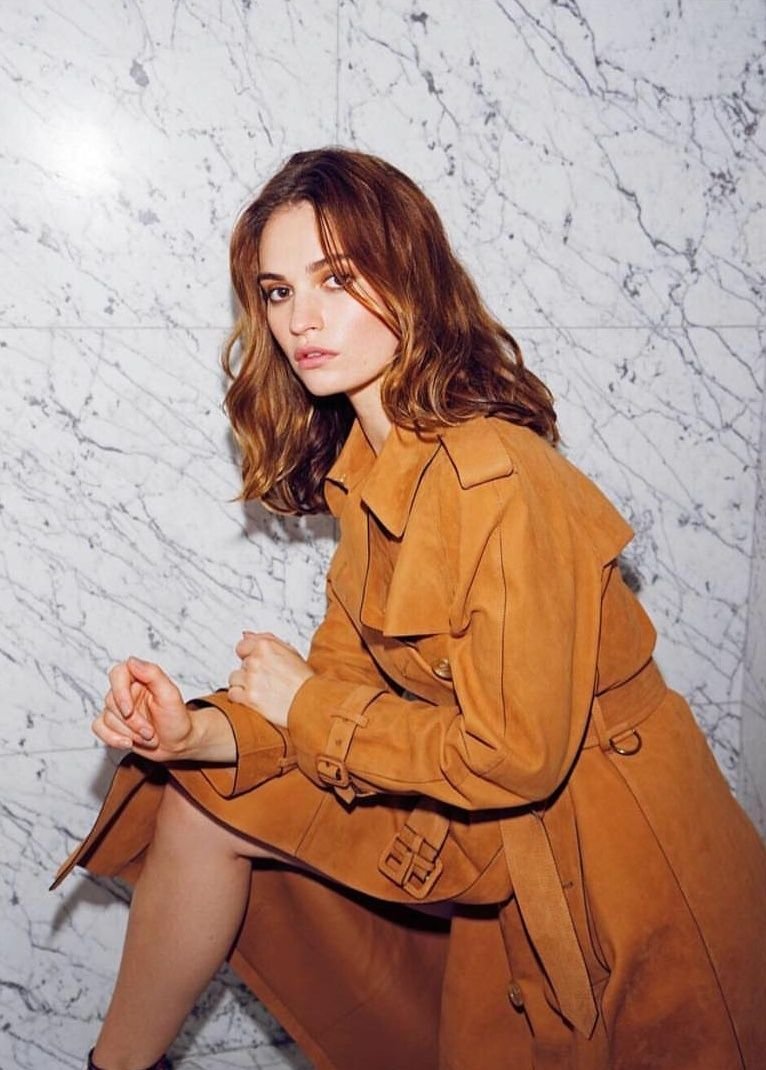 Lily James Fotoğrafı - 4