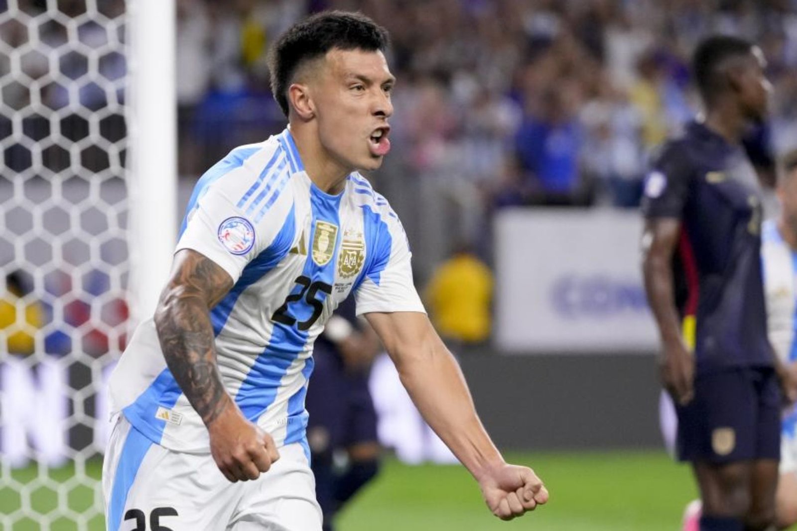 Lisandro Martínez Profil Resmi